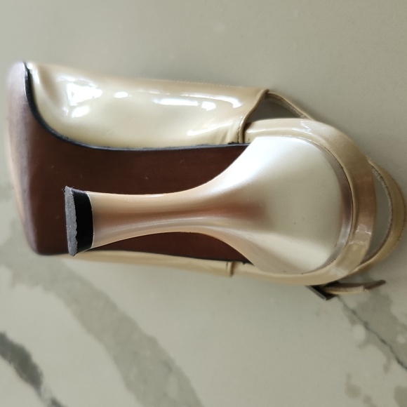 STUART WEITZMAN SLING BACK OPEN TOE SANDALS WITH ADJUSTABLE STRAP 7M - Picture 6 of 8